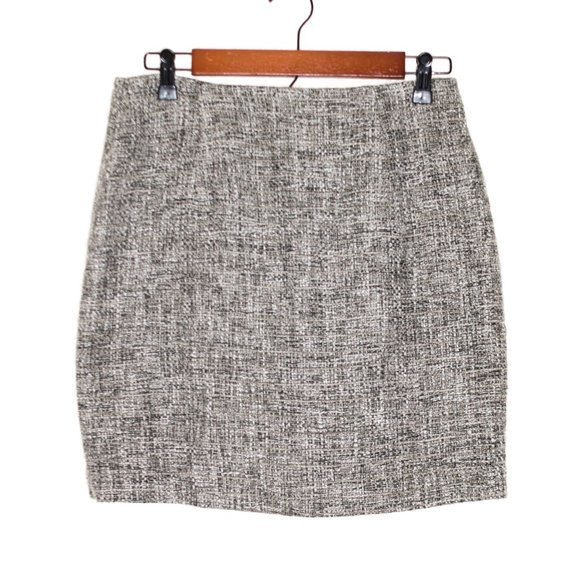 Banana Republic Factory Skirt - CLOSET CLOSING   - Picture 3 of 8